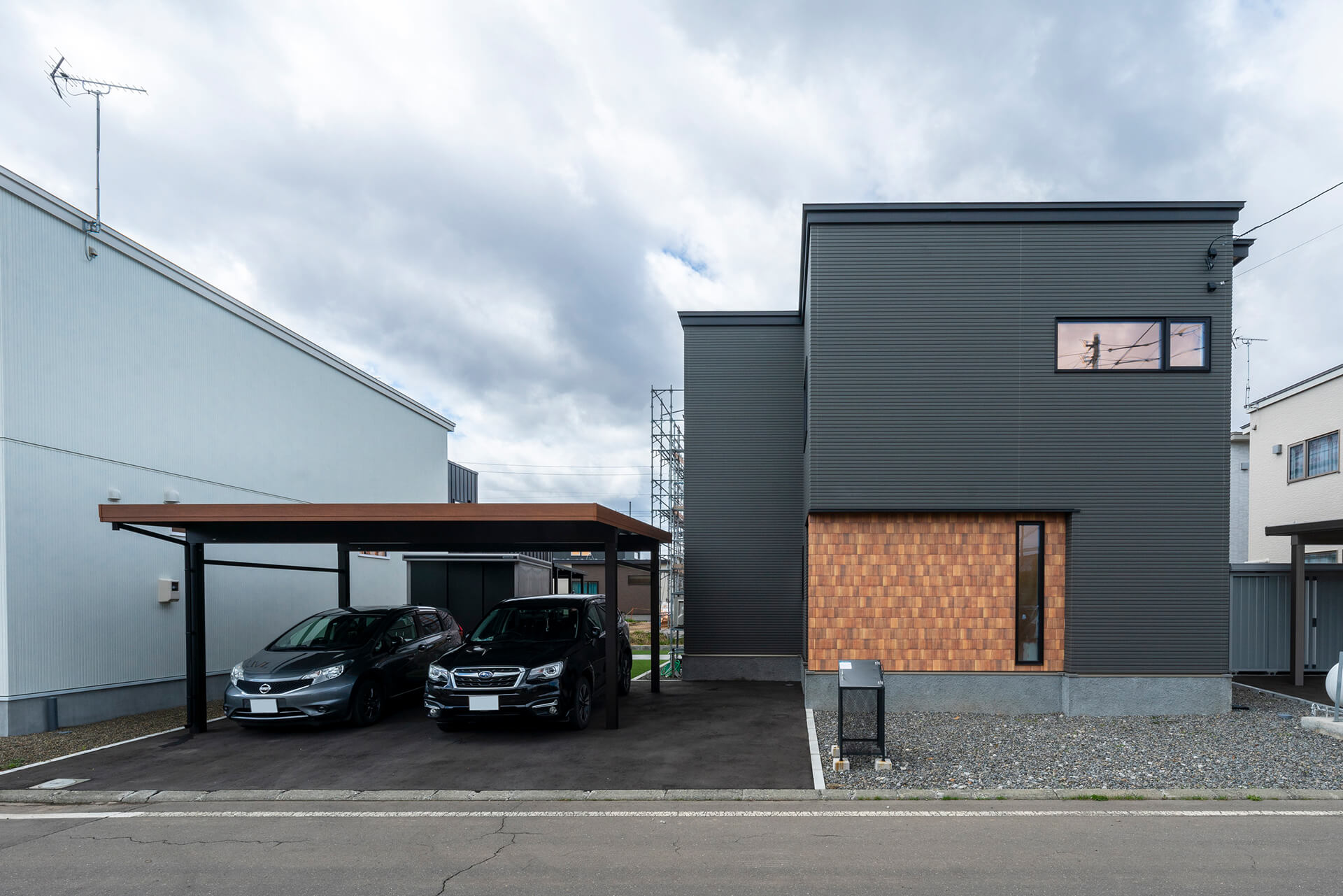 吹抜けと小上がりが創る心地よい暮らし