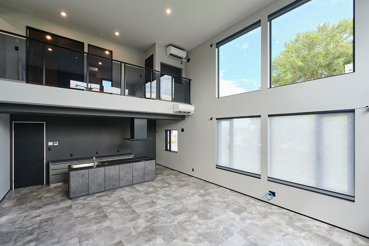 34帖の大空間LDKの住まい［リレア］