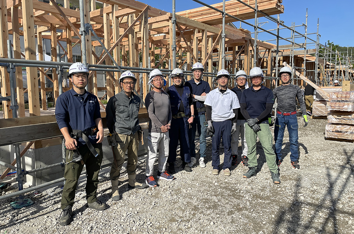 能登に大工を派遣① 道ビルダーズ協会 木造応急仮設住宅の建設で