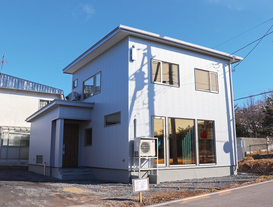 省CO2先導型住宅の普及へ – 道ビルダーズ協会が七飯町で現場研修会